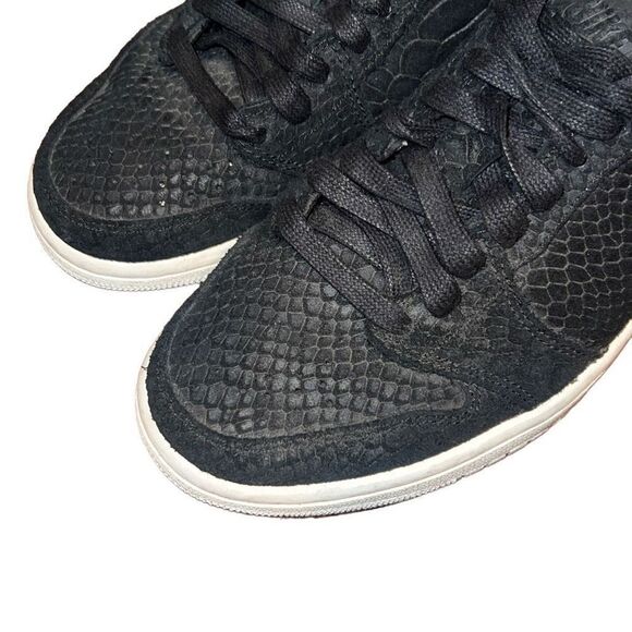 Nike Air Jordan 1 Retro Low Black Python Women size 6.5 Sneaker Shoes - Picture 5 of 13